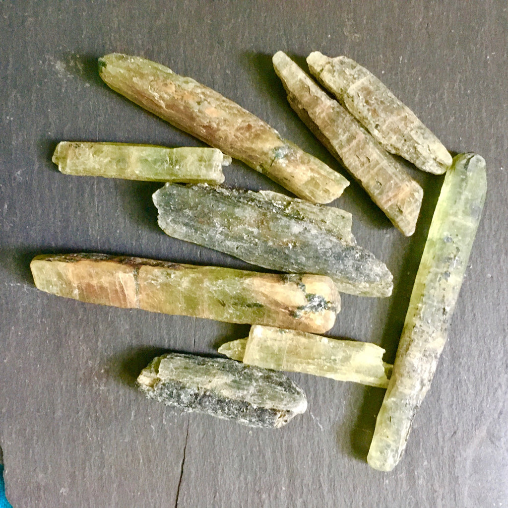 GreenKyaniteBlades1.jpg