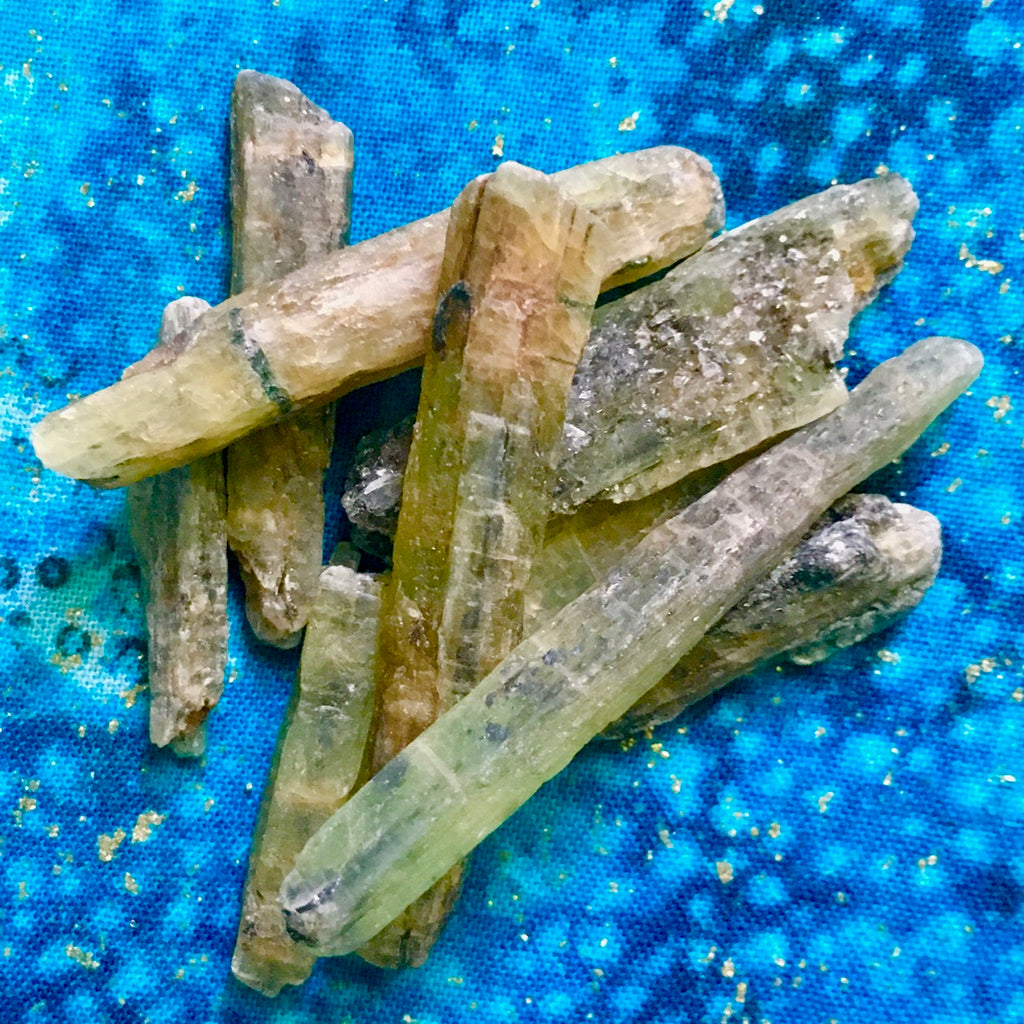 GreenKyaniteBlades1.jpg_product