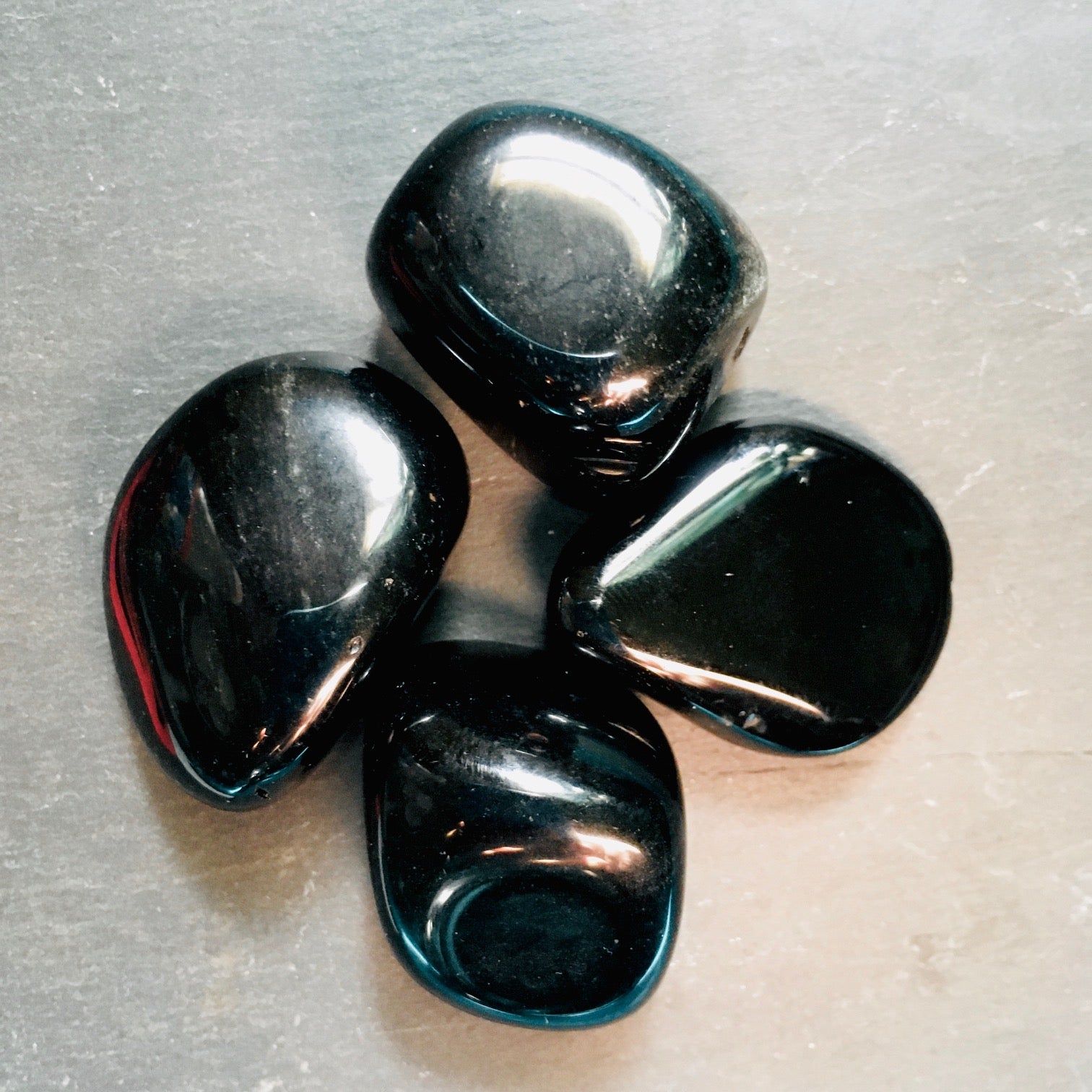 ObsidianBlackTumbled1.jpg