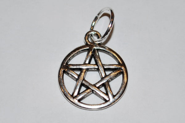 Pentacle_Pendant_50d22c8047050.jpg