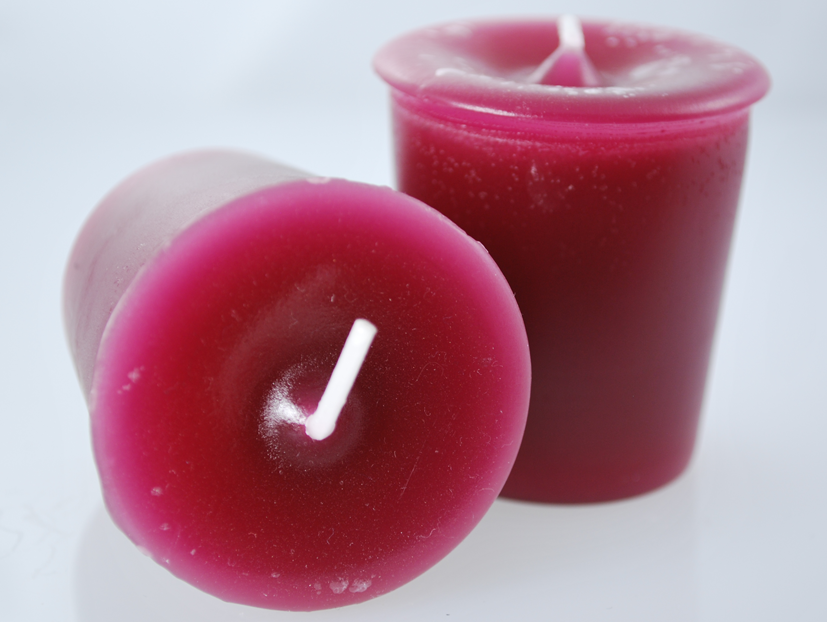 Scented_Votive___4dcb25b0af363.png